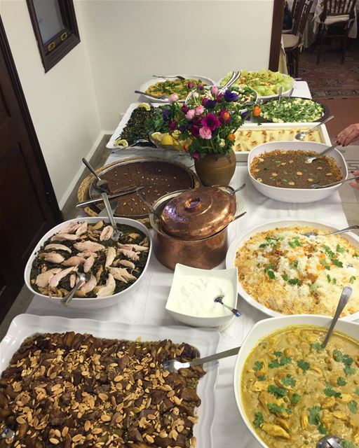 Don't miss  @ashghalouna's Friday lunches !! 😋 Lebanese widows prepare... (Zarif)