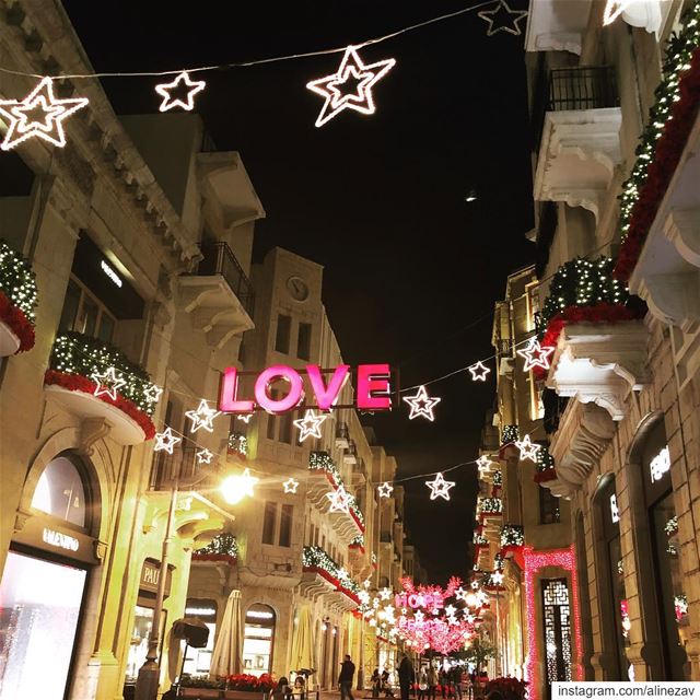 Downtown Beirut ... ♥️... Love  Downtownbeirut  Christmas  Beirut  Lebanon... (Downtown Beirut)
