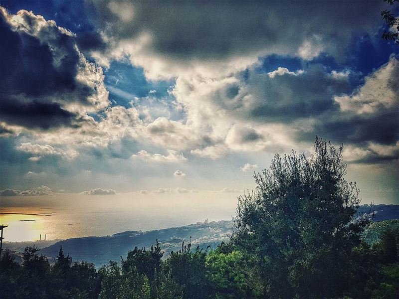 During my  afternoonwalk 🌄 weathermood  sundaysunset cloudstagram ... (Ajaltoun, Mont-Liban, Lebanon)
