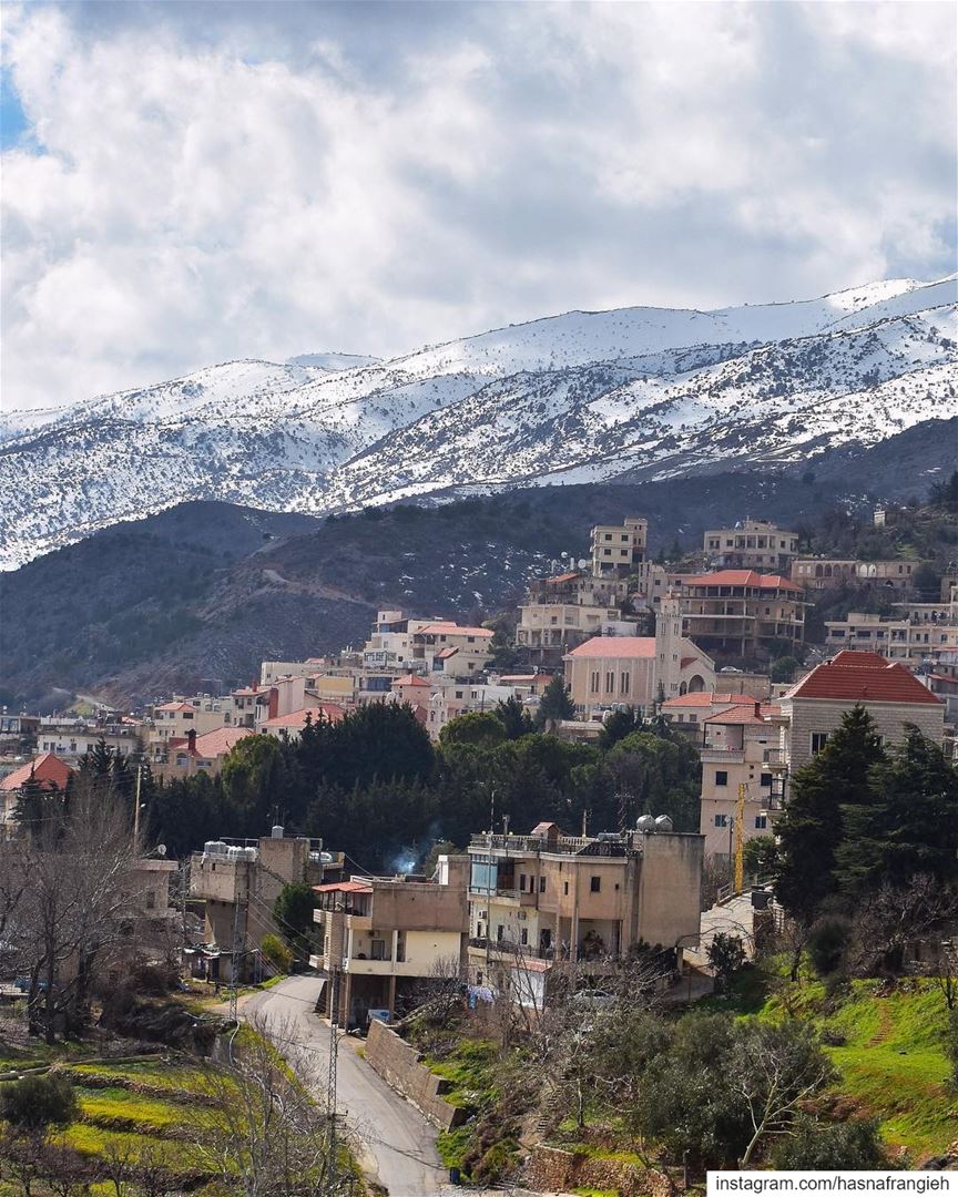 Each & every village has its own story of authenticity to tell 🏠♥️ how... (Saghbîne, Béqaa, Lebanon)