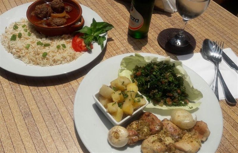 Em's home-style table 😍 داوود باشا و دجاج و تبولة is on the menu Today!! ... (Em's cuisine)