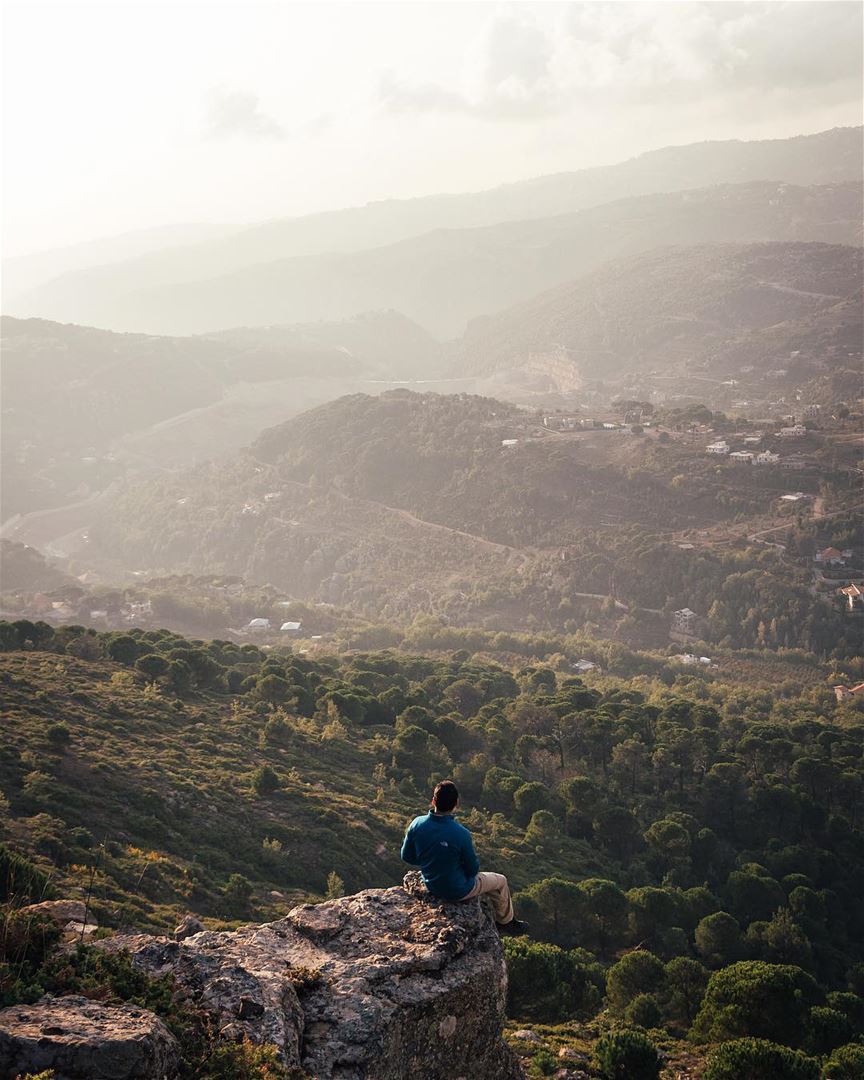 Ending the weekend with a view.📷: @tarekhawwash ...... Mountain ... (Baskinta, Lebanon)