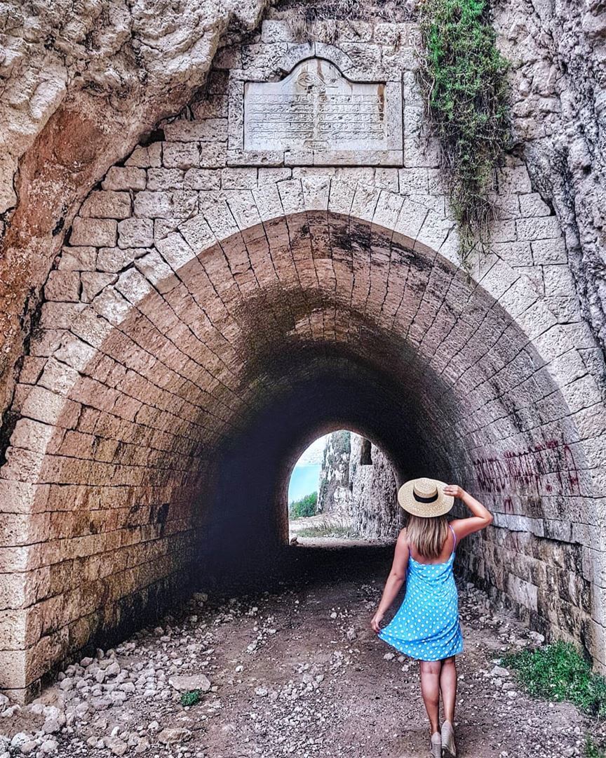 Exploring ancient train tunnels in the North of Lebanon, with a gorgeous... (Chekka Aatîqa, Liban-Nord, Lebanon)