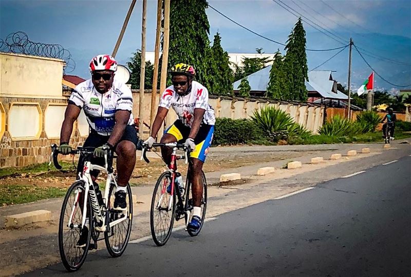 Fellow cyclist 🌄🚵☀️ cycling  cycle  cyclist  cyclingphotos  africa ... (Bujumbura, Burundi)