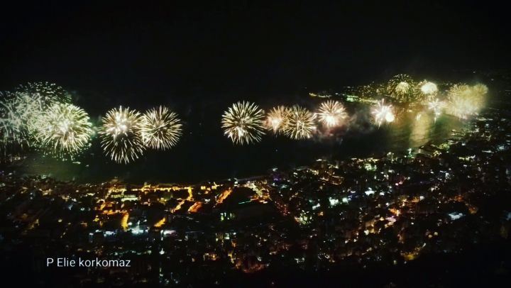  fireworks  fireworks💥  drone  dronephotography  flycam  sky  lebanon ... (Harîssa, Mont-Liban, Lebanon)
