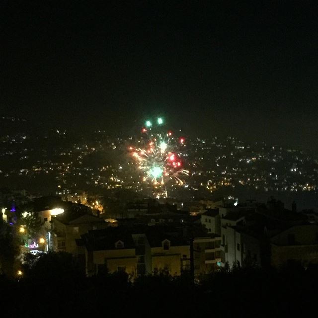  fireworks  lebanon  capture  ig_photooftheday  colorful  beautiful  night... (Balloûné, Mont-Liban, Lebanon)