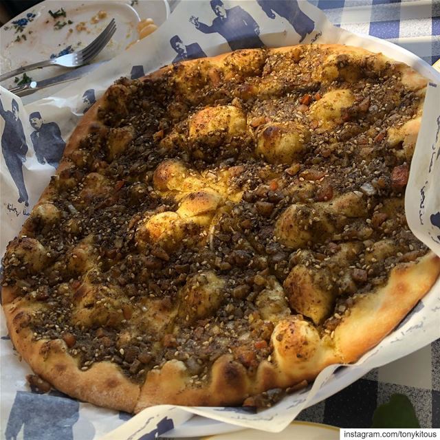 Flavours of Lebanon..I can never have enough Zaatar in my life @alfalamank (Al Falamanki Raouche)