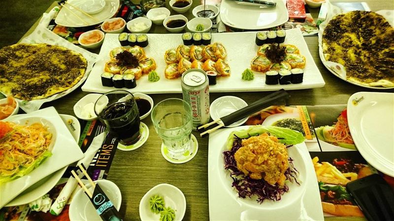 Forget about diet :p sushi  late  dinner  Lebanon  Beirut  night  jounieh... (Al Saniour Sea View)
