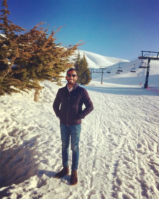 Freezing but am fine😌❄️️❄️🗻.- lebanon  faraya  snow  mountains  cold ... (Faraya Mzaar)