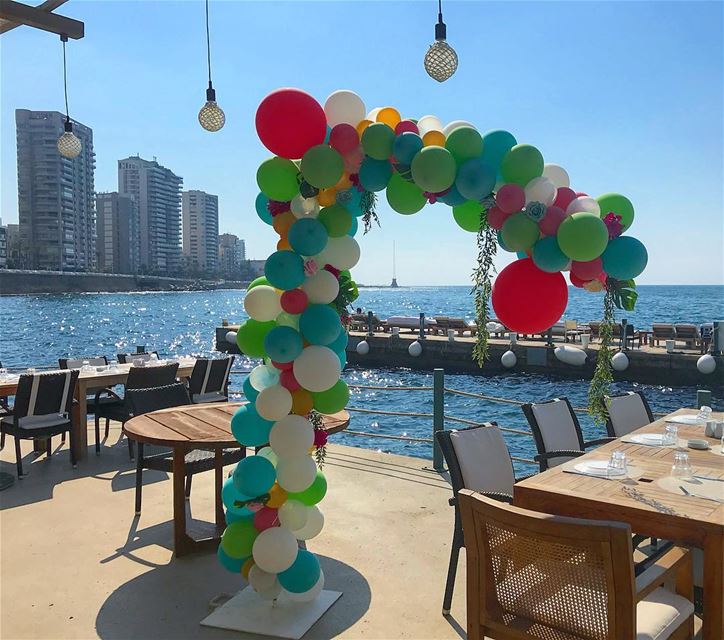 🍡🍭🍡.. friday mode birthday lebanon beach balloons  decoration... (Beirut, Lebanon)