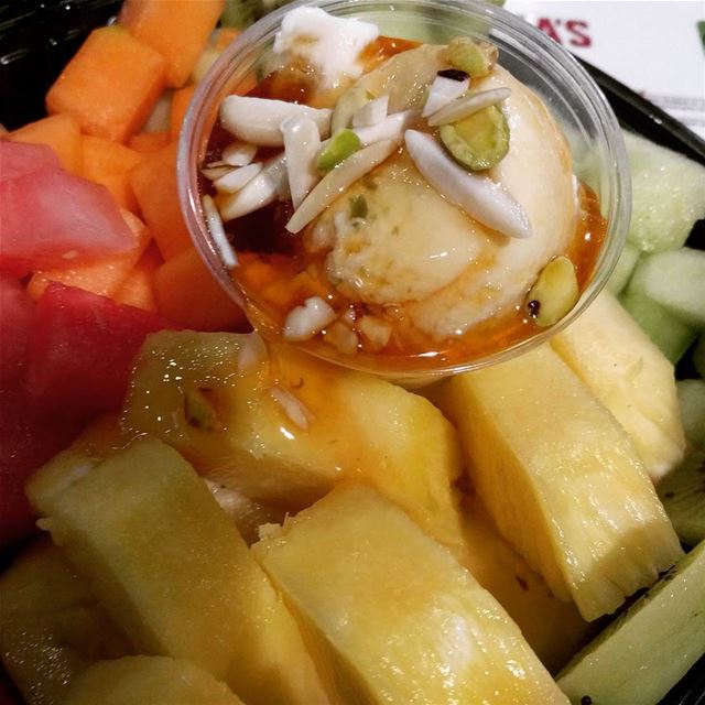  fruitslover🍎🍏🍊🍋🍒🍇🍉🍓🍑🍈🍌  fruits   fruit   pineapple  kiwis  ... (Blue Moon Hookah Lounge)