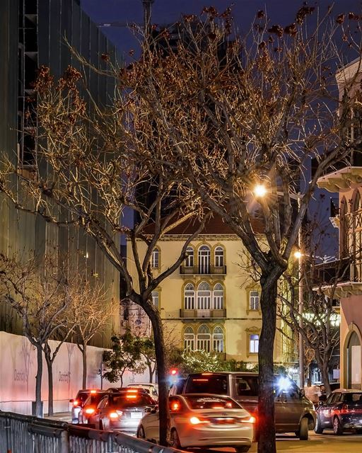  Good evening 🌃🚗🚕🚘 streetphotography  nightphotography  streetlights ... (Beirut, Lebanon)