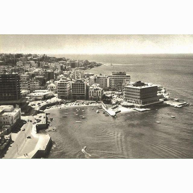 Good morning from Beirut Minet Al Hosn in 1959 , Phoenicia Hotel under construction .