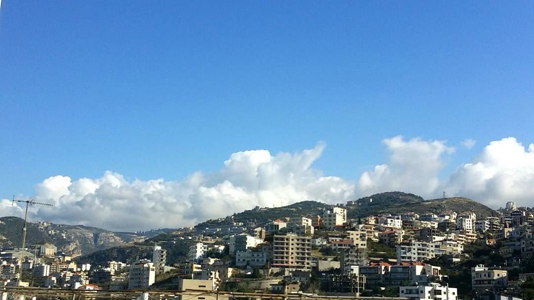 Good morning lebanon!The sun is shining and who can get enough of this... (Naher Ibrahim)