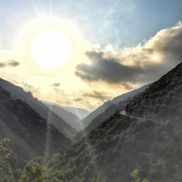 Good morning 🌞  Mountains  Sun  Valley  Road  LiveLoveLebanon ... (Bteghrîne, Mont-Liban, Lebanon)