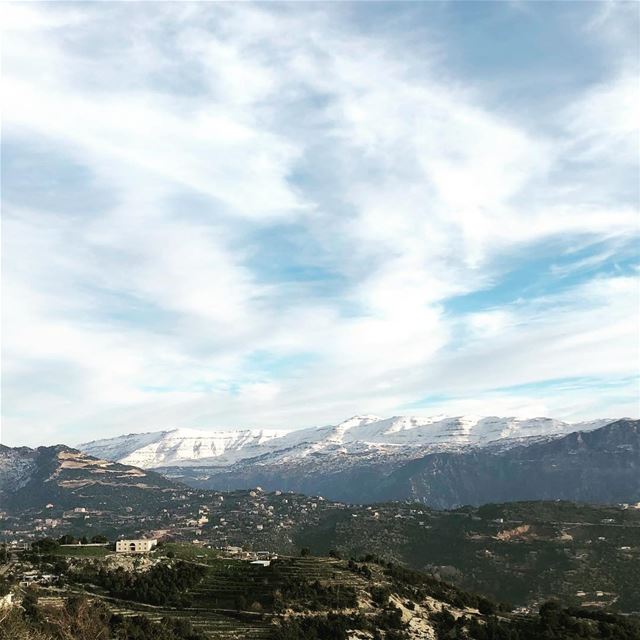  goodday  haveapositiveweek  beautifulday  lebanon  lebaneseandproud 💙💚