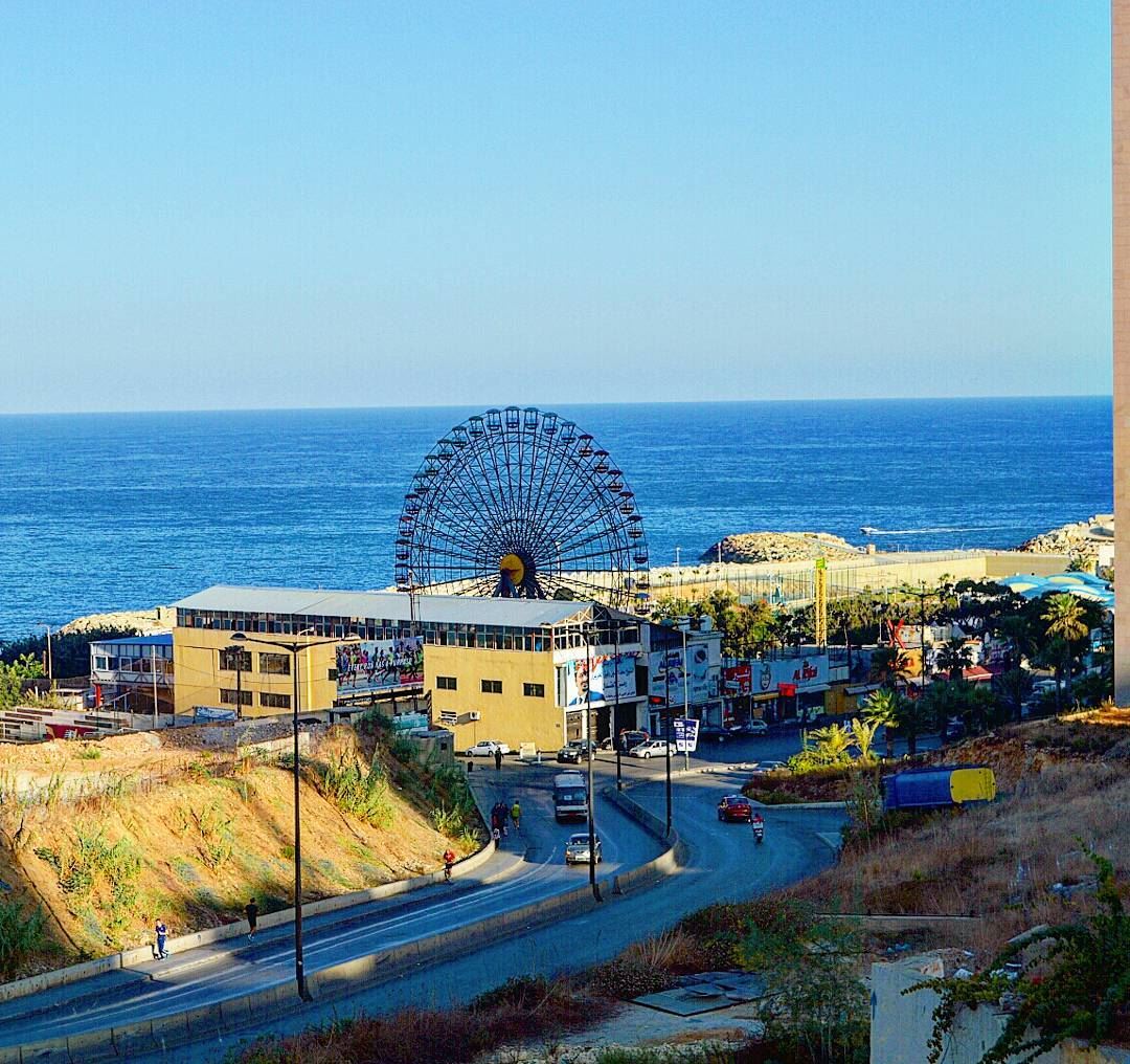 Goodmorning beirut🙋😘❤ morningpost    photography  photoshoot  snapshot ... (Raouché. Beyrouth)