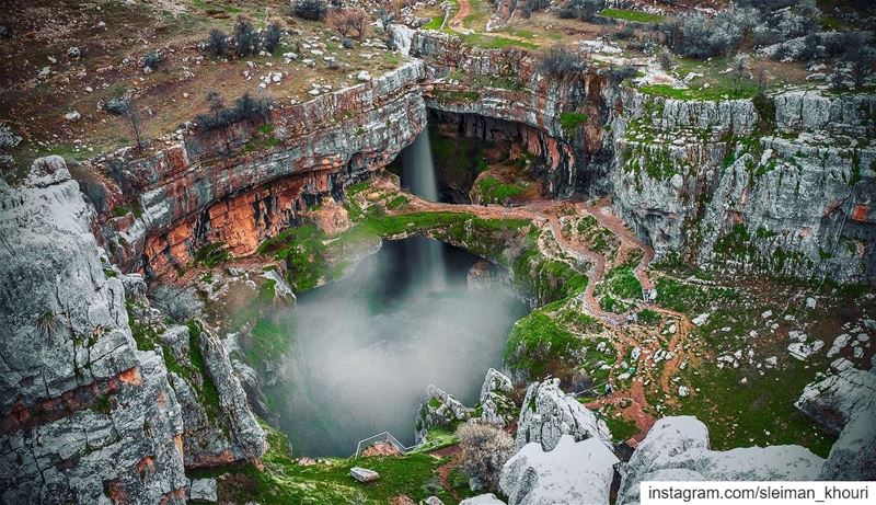Gouffre des Trois Ponts , aka Baatara gorge waterfall - drops 255 metres -... (Baatâra, Mont-Liban, Lebanon)
