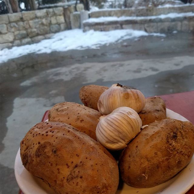  grilledpotatoes   potato   snowy❄️  snowday   lebanon🇱🇧 ... (Al 3erzel , Faraya)