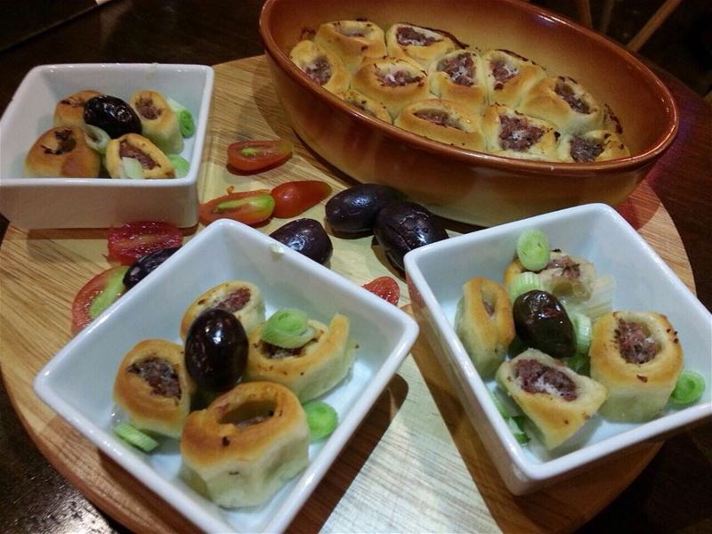 Handmade and freshly baked الكفتا صارت جاهزة 😍  beirutfood  beirutbellies... (Em's cuisine)