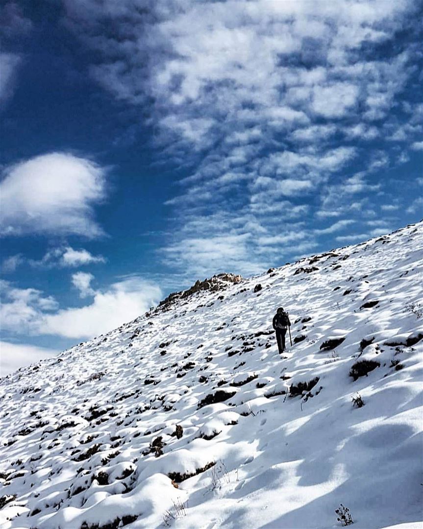 Hiking on a cloud 🚶❄️⛅Nov 26, 2017 hiking  hiker  snow  steep  trek ...