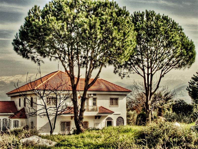  house  village  views  instaphoto  instahdr  nature  naturephotography ... (Lebanon)