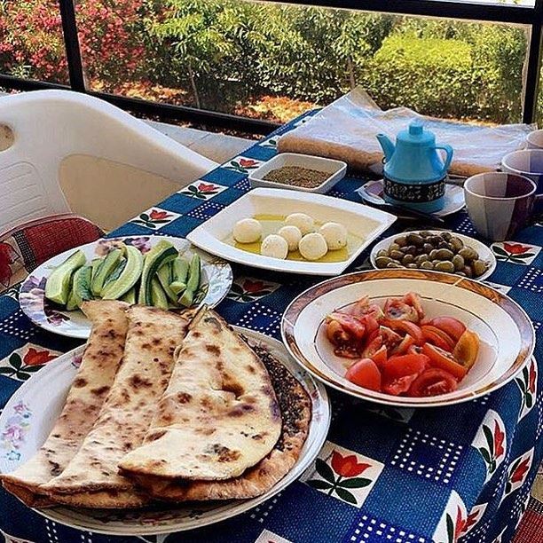 I love a simple Lebanese breakfast at home 🏠❤️ simplethings