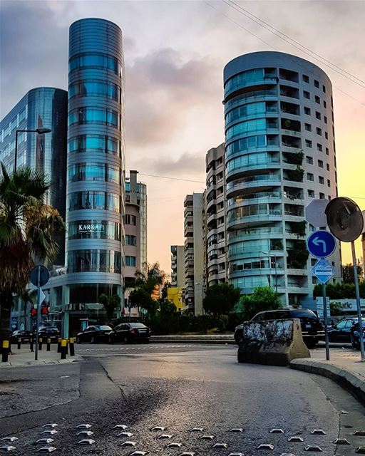 I run the middle of the streets..I am kinda freakish..But I EXIST!!..🍃 (Beirut, Lebanon)