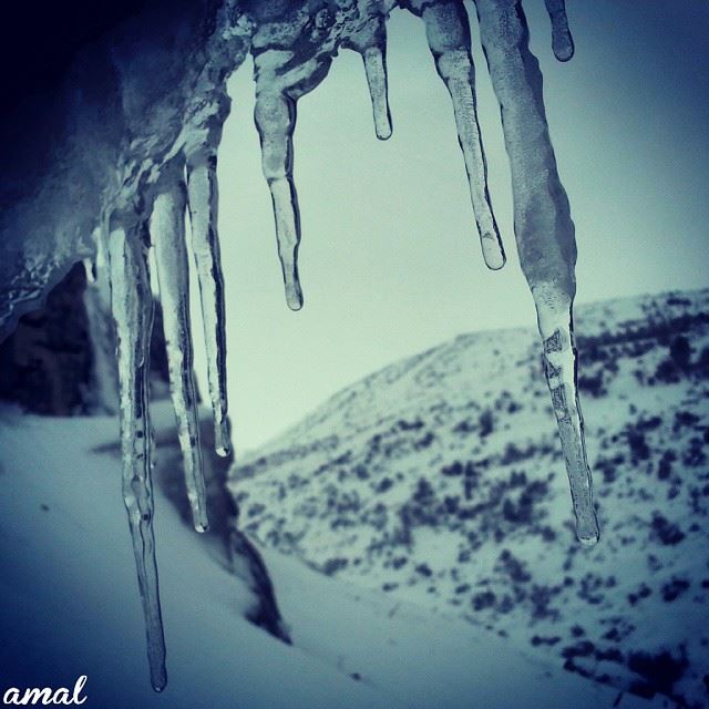  ice  beautiful  icesickle  mountain  blizzard  cold  clouds  chilly ... (Hasbaya Home)