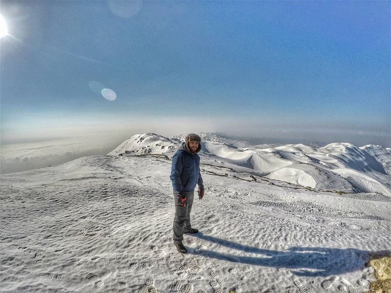 if you be my star, I'll be your sky. 🌍🗻... life  sky  snow  climbing... (Jabal L Knaysse)