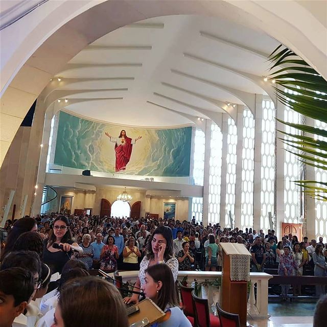 🇱🇧 Imagens do Domingo de Ramos celebrado na Catedral Maronita Nossa... (Catedral Maronita Nossa Senhora Do Libano)