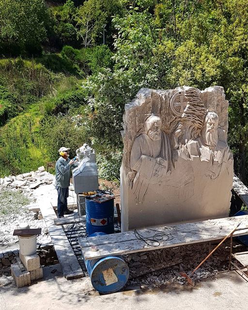 In the making...____ nayef_alwan  sculptor  artist  art  lebanon ... (Aïtou, Liban-Nord, Lebanon)