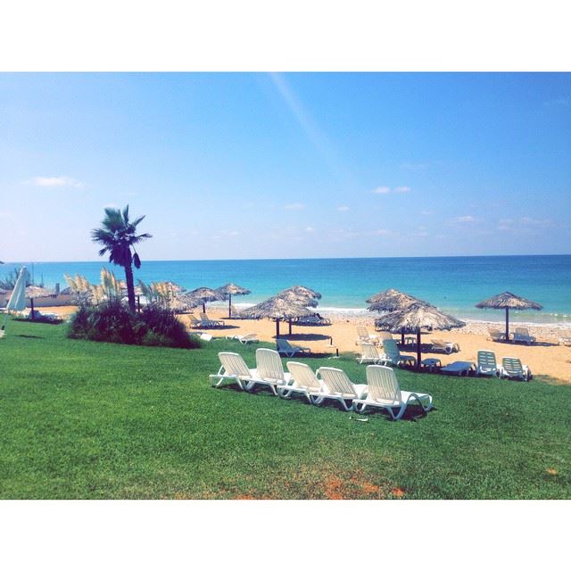  InstaSize  blue  beach  lebanon  nakoura ...
