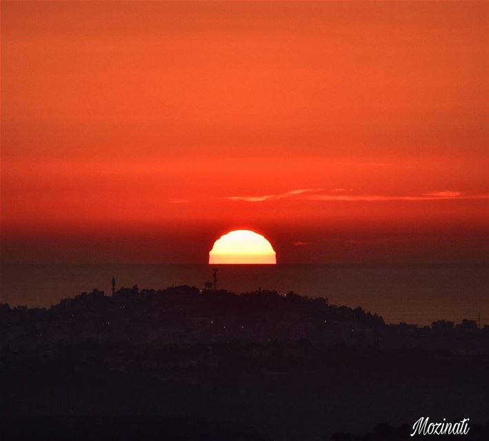 It is impossible to watch sunset and not to dream...... (Hoûmîne El Faouqa, Al Janub, Lebanon)