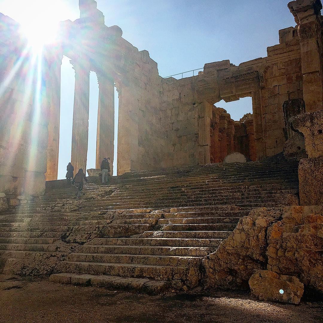 It’s been almost an year... Baalbek, what an amazing place!  tbt  baalbek ... (Baalbek, Lebanon)