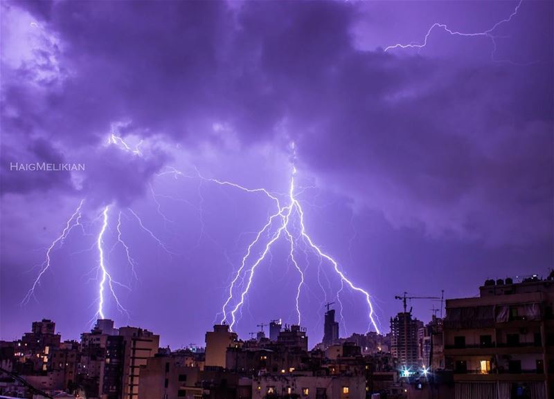 It was worth the wait 🌩 Beirut Lightning Storm Lebanon  whatsuplebanon ... (Beirut Bourj Hammoud)