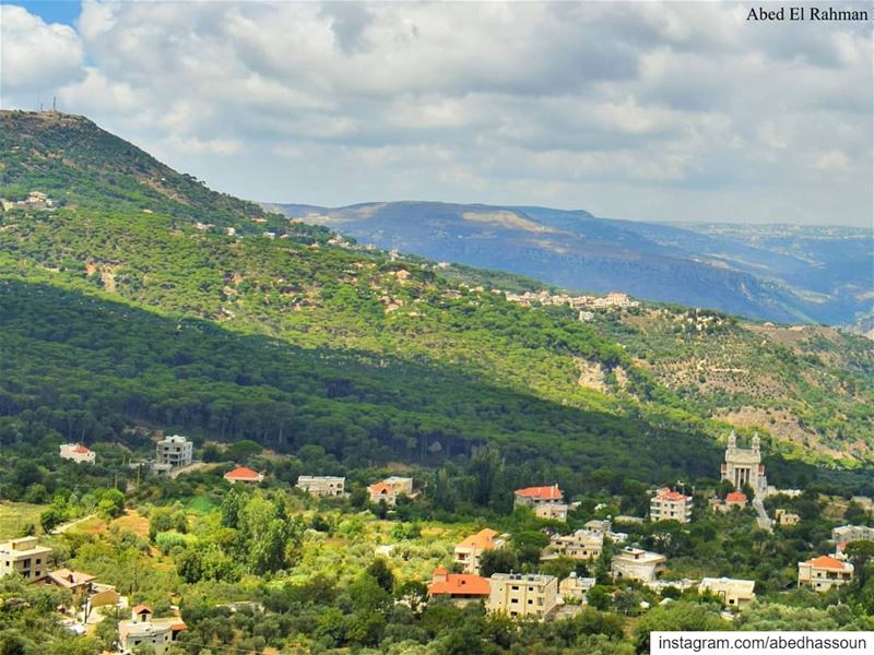 Jezzine district | قضاء جزينSwipe 👉🏻.................. (Jezzîne, Al Janub, Lebanon)