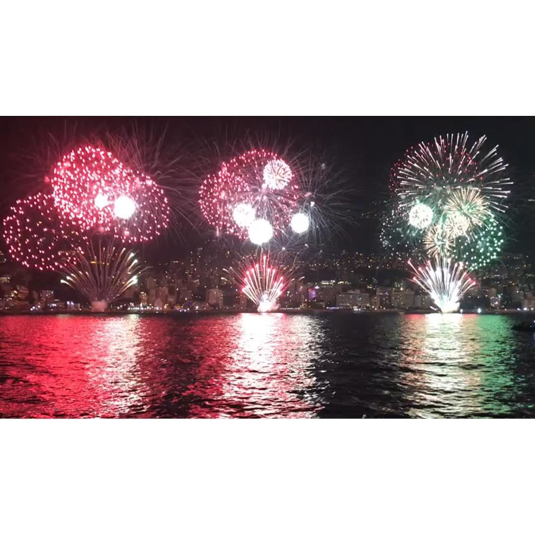  jounieh  bay  jouniehbay  fireworks  lebanon🇱🇧  festival  sea  sky ... (Jounieh Libanon)