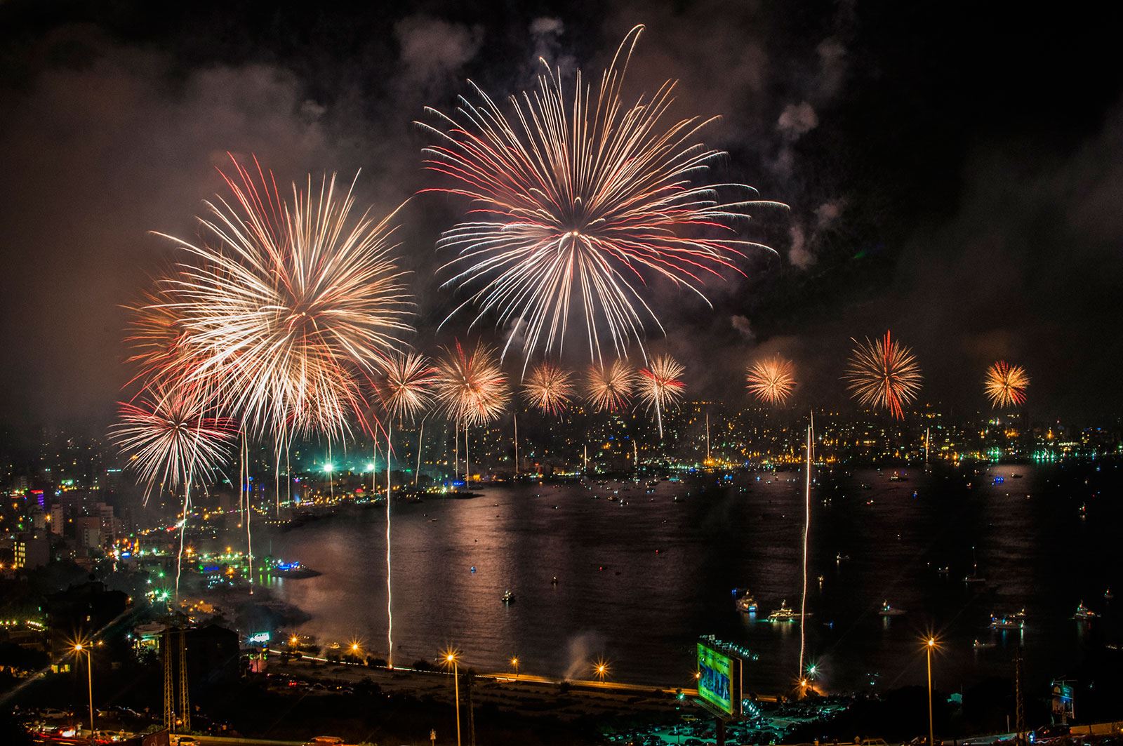 Jounieh Festival: Fireworks & Opening Ceremony  (2014)