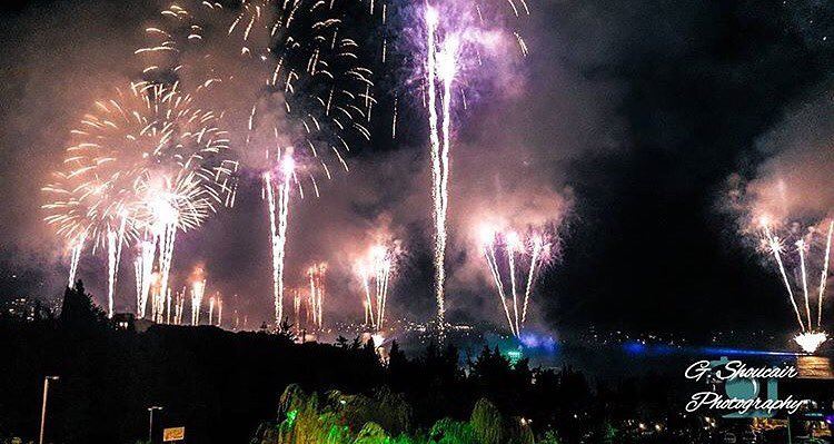 Jounieh will always surprise us with these magnificent fireworks 💥 Taken: