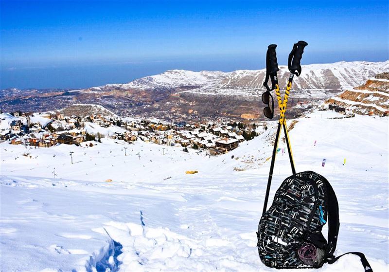 JUST PACK & GO..  lebanon  faraya  mzaar  kfardebian  snowshoeing  sports ...