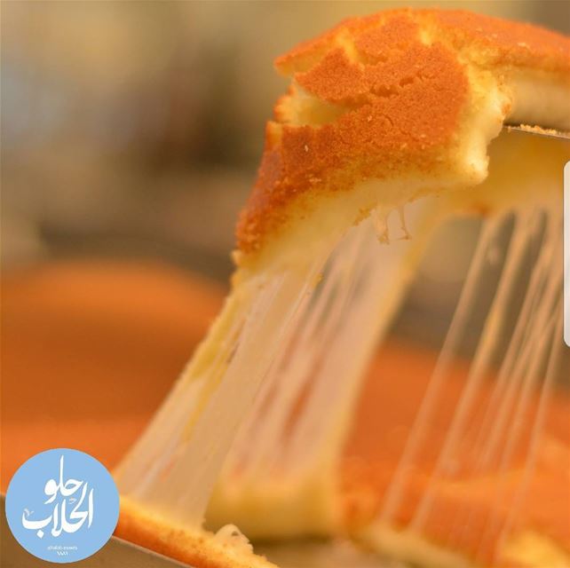 Knefe cheese anyone ? The best breakfast choice on a sunday morning 😁😍👌... (Abed Ghazi Hallab Sweets)