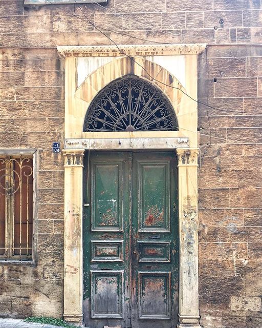 knock knock | who's there?🚪•• ihavethisthingwithbeirut ... (Beirut, Lebanon)