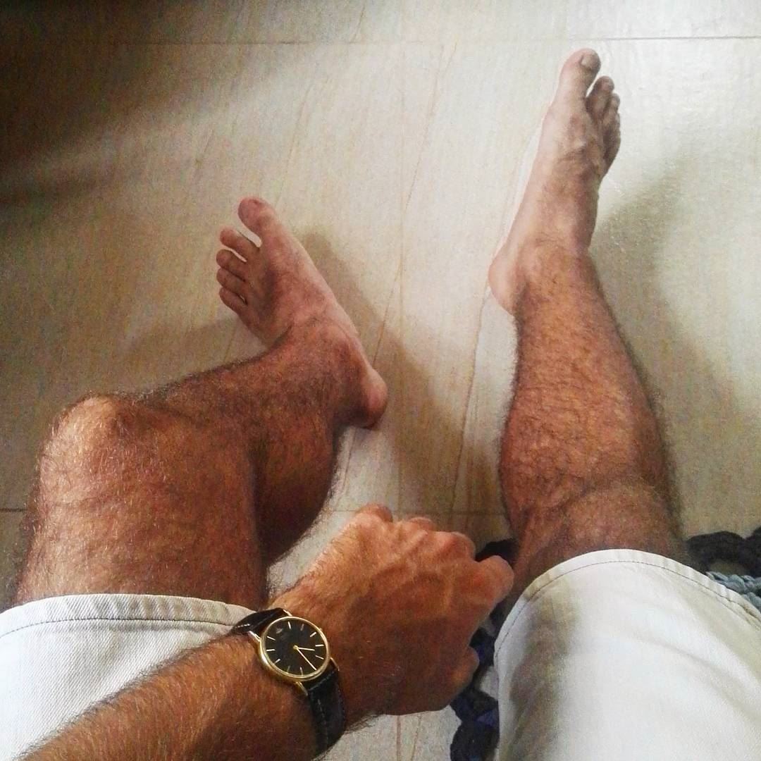 Kolor jest 🙏✔ summer  summertime  legs  menlegs  hairylegs  instaboy ... (Mount Lebanon Governorate)