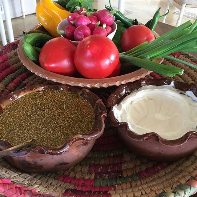 Labneh VS Zaatar. What your breakfast choice will be?By @repost_restauran