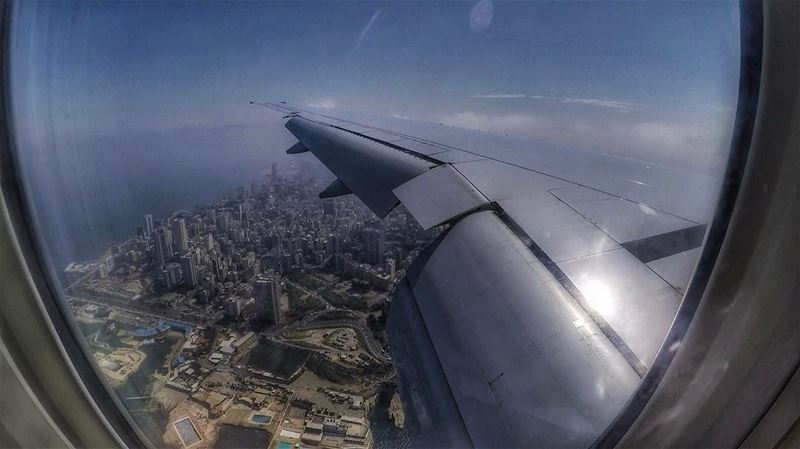 Landing in Beirut 🇱🇧✈️  throwback ...... gopro  yallagopro  beirut... (Beirut, Lebanon)