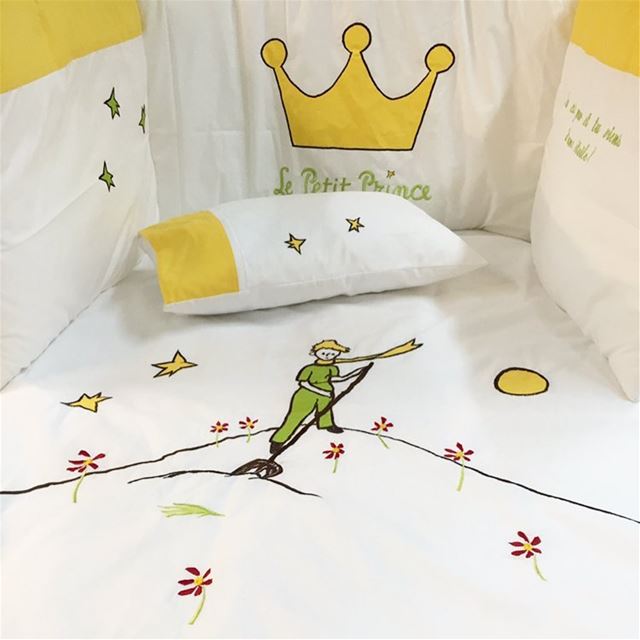 Le petit prince 👑 Write it on fabric by nid d'abeille  lepetitprince ...