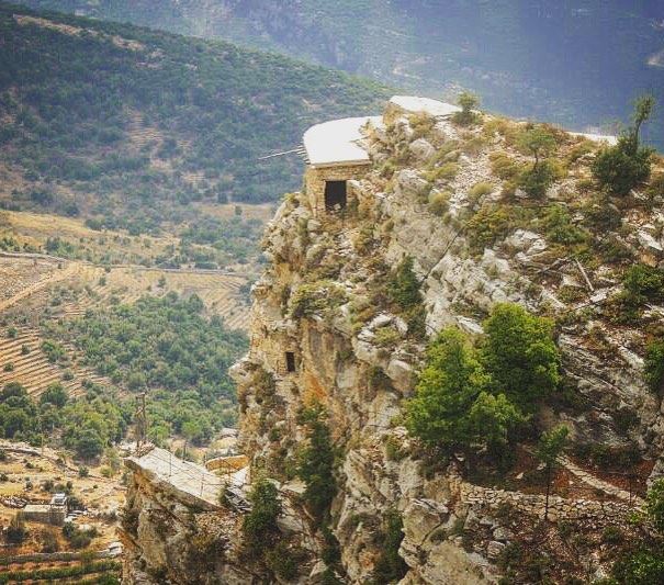  lebanon  hardine  hermitage  monastery  lebanonrepost  lebaneseview_ ... (Hardin قرية المحابس)