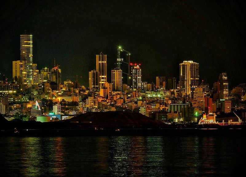  lebanon  lebanese  capital  beirut  city  skyline  night  light  shadow ...