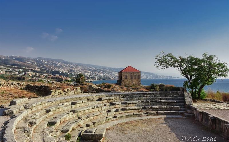  lebanon  liban  libano  لبنان  byblos  jbeil  roman  theatre  old  house ... (Byblos, Lebanon)